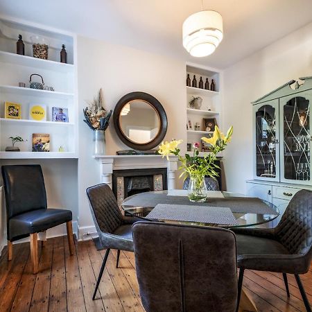 Pass The Keys Wonderful 3Br Townhouse Top Location Cafes Villa Belfast Exterior photo
