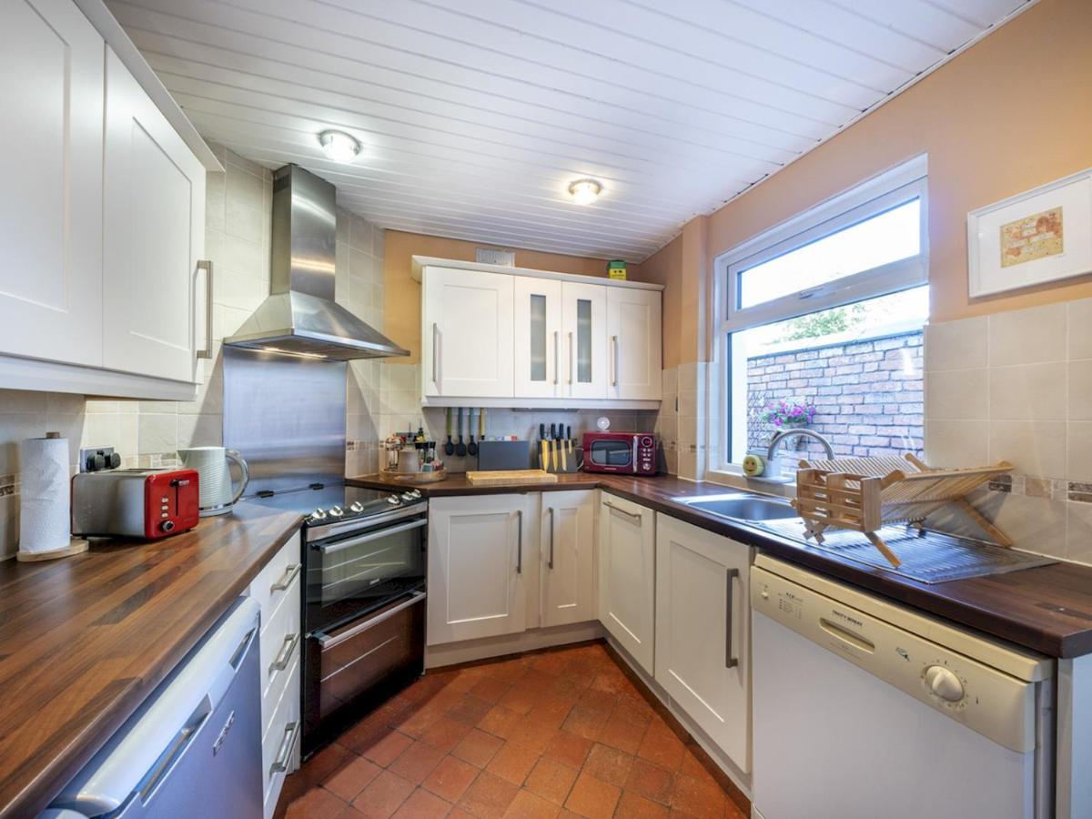 Pass The Keys Wonderful 3Br Townhouse Top Location Cafes Villa Belfast Exterior photo