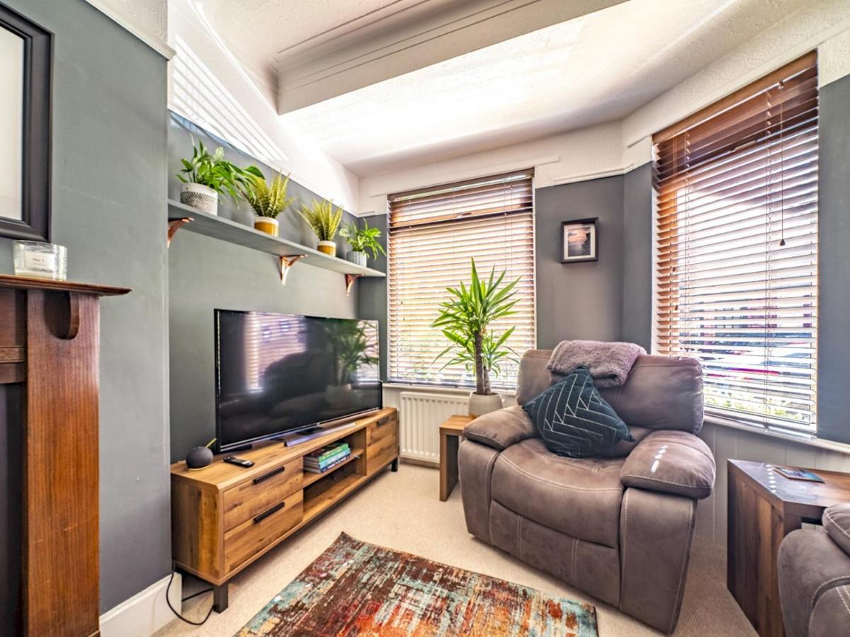 Pass The Keys Wonderful 3Br Townhouse Top Location Cafes Villa Belfast Exterior photo