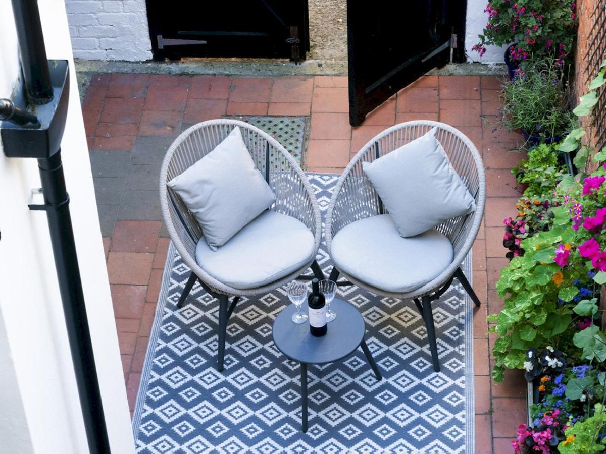 Pass The Keys Wonderful 3Br Townhouse Top Location Cafes Villa Belfast Exterior photo